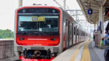 KRL tabrak warga di Tebet