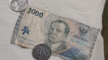 rupiah melemah 0,33 persen