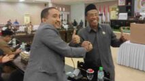 Pelantikan Wakil Ketua DPRD Tojo Una-Una
